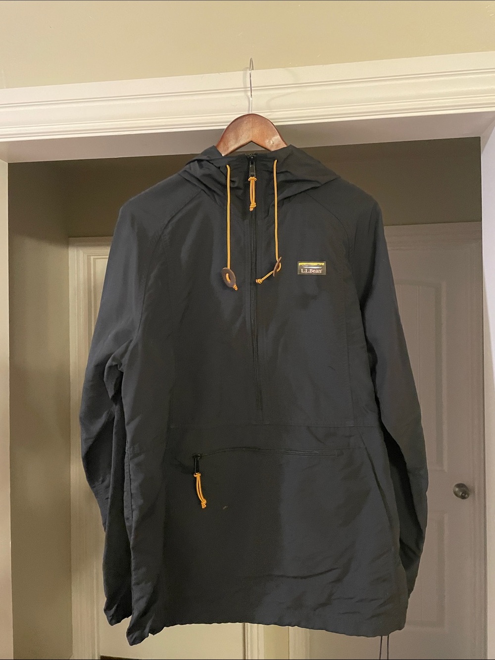 L.L. Bean Men's Hooded Windbreaker in Dark Gray with Yellow Accents